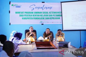 Pemkab Pangkep mengasuransikan 5.200 pekerja rentan ke BPJS TK