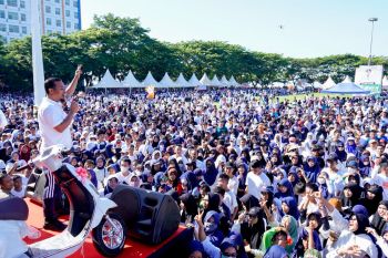 20.000 peserta mengikuti jalan sehat bersama Gubernur Sulsel di Bantaeng