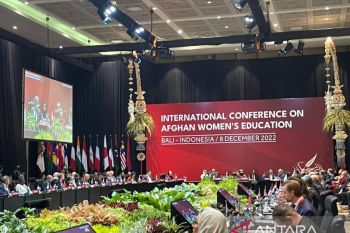 Menlu paparkan urgensi forum pendidikan bagi perempuan