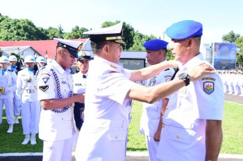 Letkol Laut (PM) Wentje F Komaling  jabat Danpom Lantamal VIII