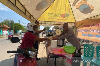 Jumat Berkah Sarapan Kanggo Warga, gagasan unik Polres Pekalongan Kota