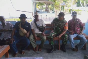 Koramil Numfor imbau warga binaan selalu menjaga kebersihan lingkungan