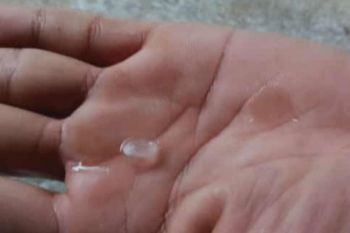 Fenomena alam, Kota Mataram dilanda hujan es