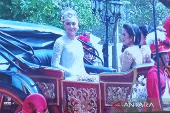 Kereta kuda antarkan Erina Gudono menuju tempat pernikahan Pendopo Agung Ambarrukmo