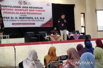 Cegah penipuan, OJK perkuat literasi keuangan guru TK di Kudus
