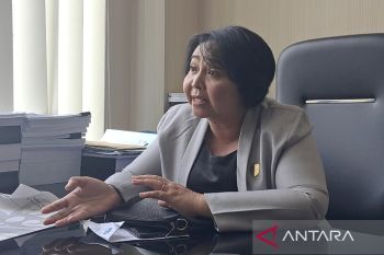 Legislator ajak masyarakat awasi penyaluran Kartu Gunung Mas Pintar