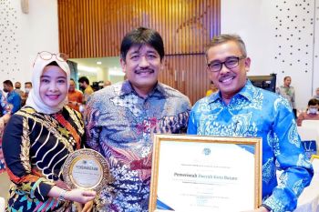 Pemkot Batam raih penghargaan Pelaksanaan Pengawasan Penataan Ruang dari Kementerian ATR