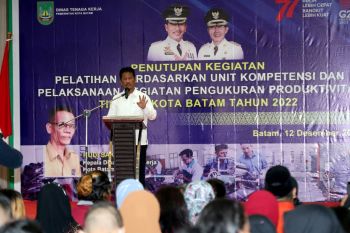 Muhammad Rudi ajak pekerja di Batam tingkatkan etos kerja