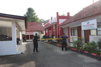 Perampok rumah wakil kota Blitar diduga gunakan mobil pelat merah