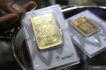 Harga emas Antam turun Rp6.000 per gram