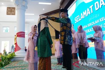 478 peserta Sekolah Keluarga diwisuda di Bukittinggi