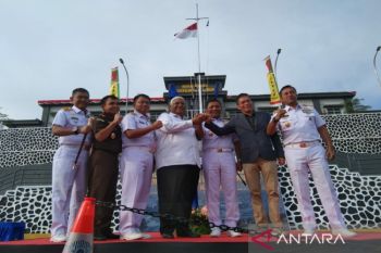 Wakasal meresmikan Mako Lanal Kendari untuk mendukung kinerja TNI AL