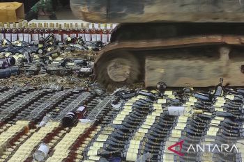Bea Cukai Palembang musnahkan ribuan barang ilegal senilai Rp11 miliar
