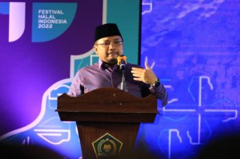Menag Yaqut yakin Indonesia jadi produsen produk halal nomor satu dunia di 2024
