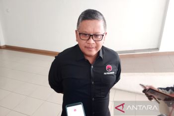 Sekjen PDIP sebut Megawati bertemu Gibran sebagai bentuk perhatian