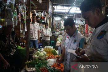 Stok sembako di Pekalongan cukup hingga tiga bulan ke depan