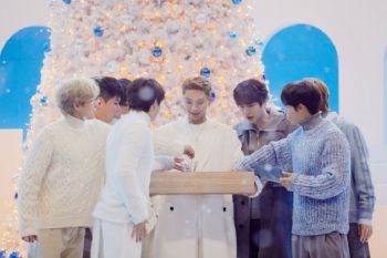 Grup idola K-pop Super Junior teratas di iTunes lewat "The Road: Celebration"