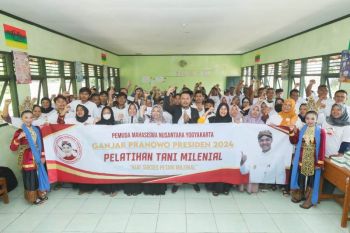 Pemuda Mahasiswa Nusantara DIY gelar pelatihan tani milenial