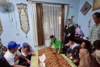 Satu orang meninggal, lomba tarik tambang pemecahan rekor MURI IKA Unhas