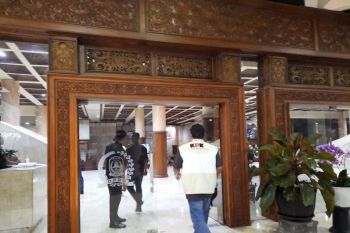 KPK kembali geledah ruang DPRD Jatim