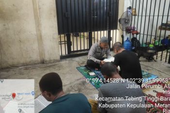 Tumbuhkan imam dan takwa, tahanan Mapolres Meranti diajarkan mengaji