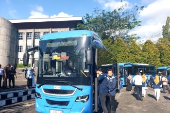 Padang luncurkan Trans Padang koridor VI Unand-Pusat Kota
