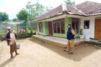 69 rumah rusak akibat pergerakan tanah di Garut