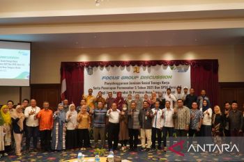 Pemprov NTB ingatkan pengusaha jasa konstruksi lindungi pekerjanya