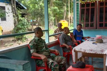 Koramil Numfor kawal pembagian BLT melalui dana kampung