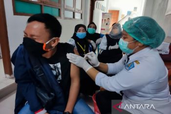 Vaksinasi COVID-19 dosis penguat di Kendari capai 66.304 jiwa