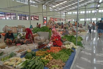 Pemkab Bantul imbau masyarakat tidak perlu memborong bahan pokok