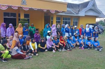 Perempuan Koalisi Indonesia Bersatu peringati Hari Ibu di Sinjai