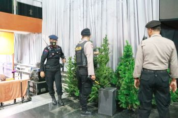 Tak mau peristiwa "Riyanto" terulang, polisi sterilisasi gereja di Mojokerto