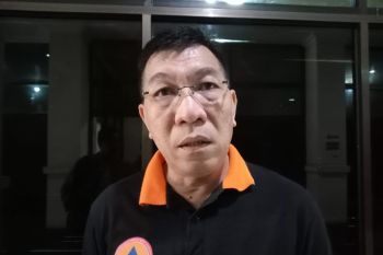 35 warga Pantai Pengulu Agung Mataram korban abrasi dievakuasi