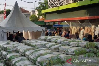 Akhir tahun, Pemprov Jatim gelontor 300 ton beras jaga stabilitas harga