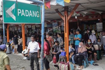 Puncak Arus Mudik Nataru Di Jakarta Tujuan Padang