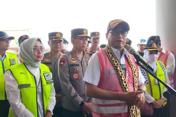 Menhub tinjau kesiapan Pelabuhan Bakauheni hadapi Natal -Tahun Baru