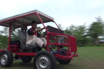 Pelajar SMK merakit mobil listrik tenaga surya