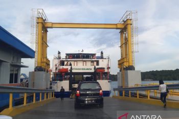 Kapal roro rute Bintan-Natuna sementara tidak berlayar lantaran cuaca ekstrem