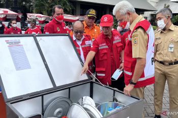 PPKM berakhir, Ganjar ingatkan warga tetap kontrol diri