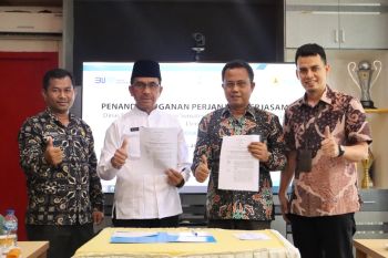 Tingkatkan kompetensi bidang kelistrikan siswa SMKN, PLN dan Disdik Sumbar teken MoU