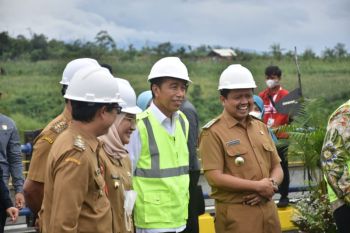 Presiden Jokowi tegaskan larangan jual rokok batangan demi kesehatan