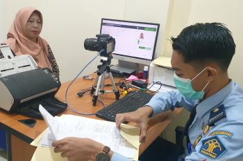 Imigrasi Palembang himpun penerimaan negara mencapai Rp18 miliar