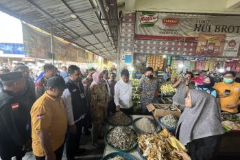 Pemkot Batam pastikan pasokan bahan pangan tersedia jelang Tahun Baru 2023