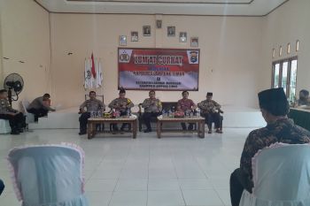 Kapolres Lampung Timur gelar Jumat Curhat