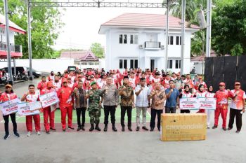 Bupati Sinjai serahkan bonus kepada atlet senilai Rp1,49 miliar