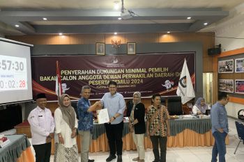 Putra mantan Wagub Sumbar kumpulkan 2.011 dukungan ke KPU Sumbar