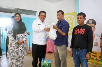 Pemprov Kepri salurkan bantuan sembako pada 3.183 keluarga di Bintan