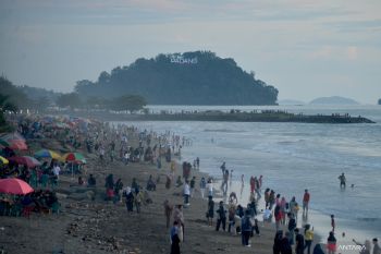 BMKG prakirakan cuaca Kota Padang berawan pada Selasa