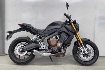 Jiajue hadirkan dua motor mirip Honda CBR650R